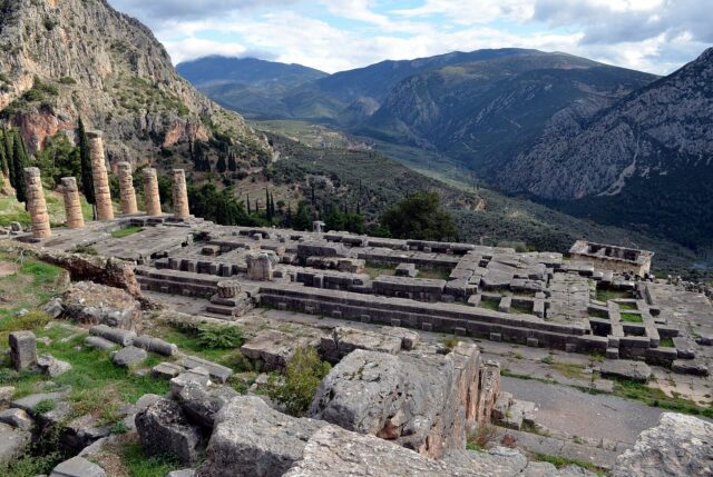 Photo of the modern ruins of the Temple of Apollo at Delphi.